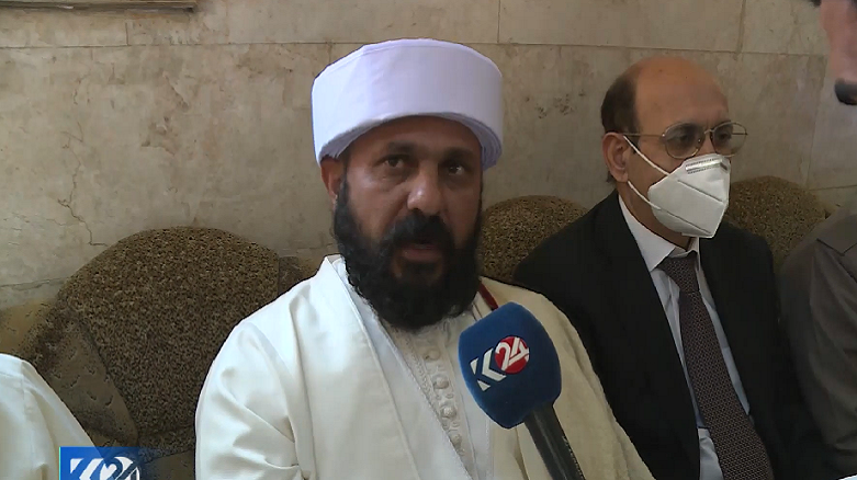 Ezidi Kürtlerin yeni Baba Şeyh’i görevine başladı  